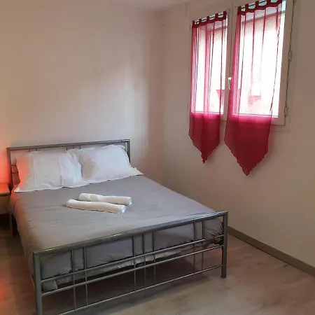 T1 Bis Centre Villetarbes Apartment
